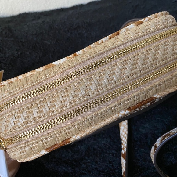 💋🍒 Michael Kors straw pythons Crossbody Bag - Picture 7 of 9